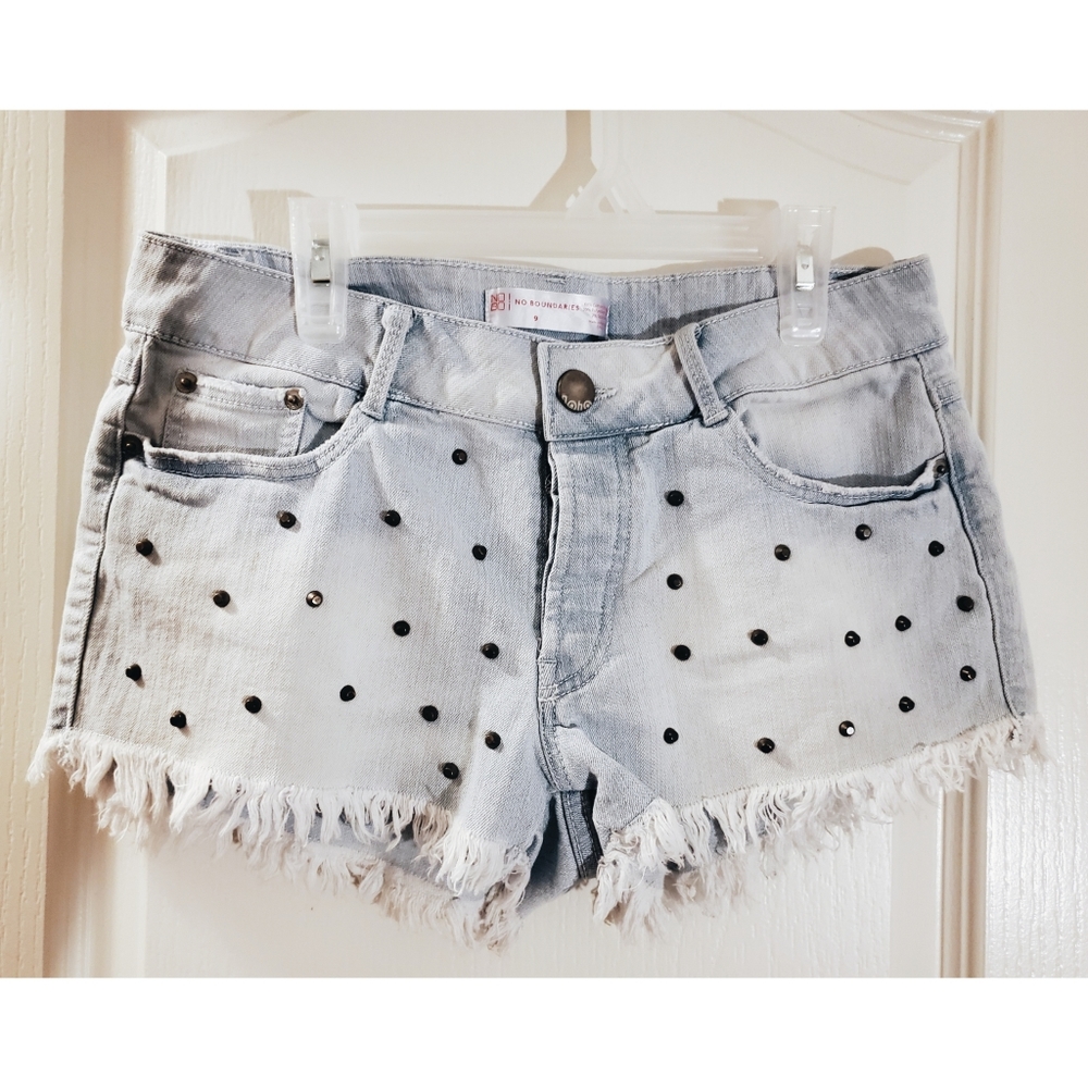 Frayed studded jean shorts